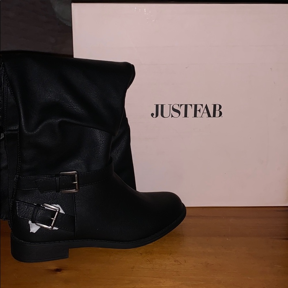 JUST FAB BLACK KNEE HIGH BOOTS